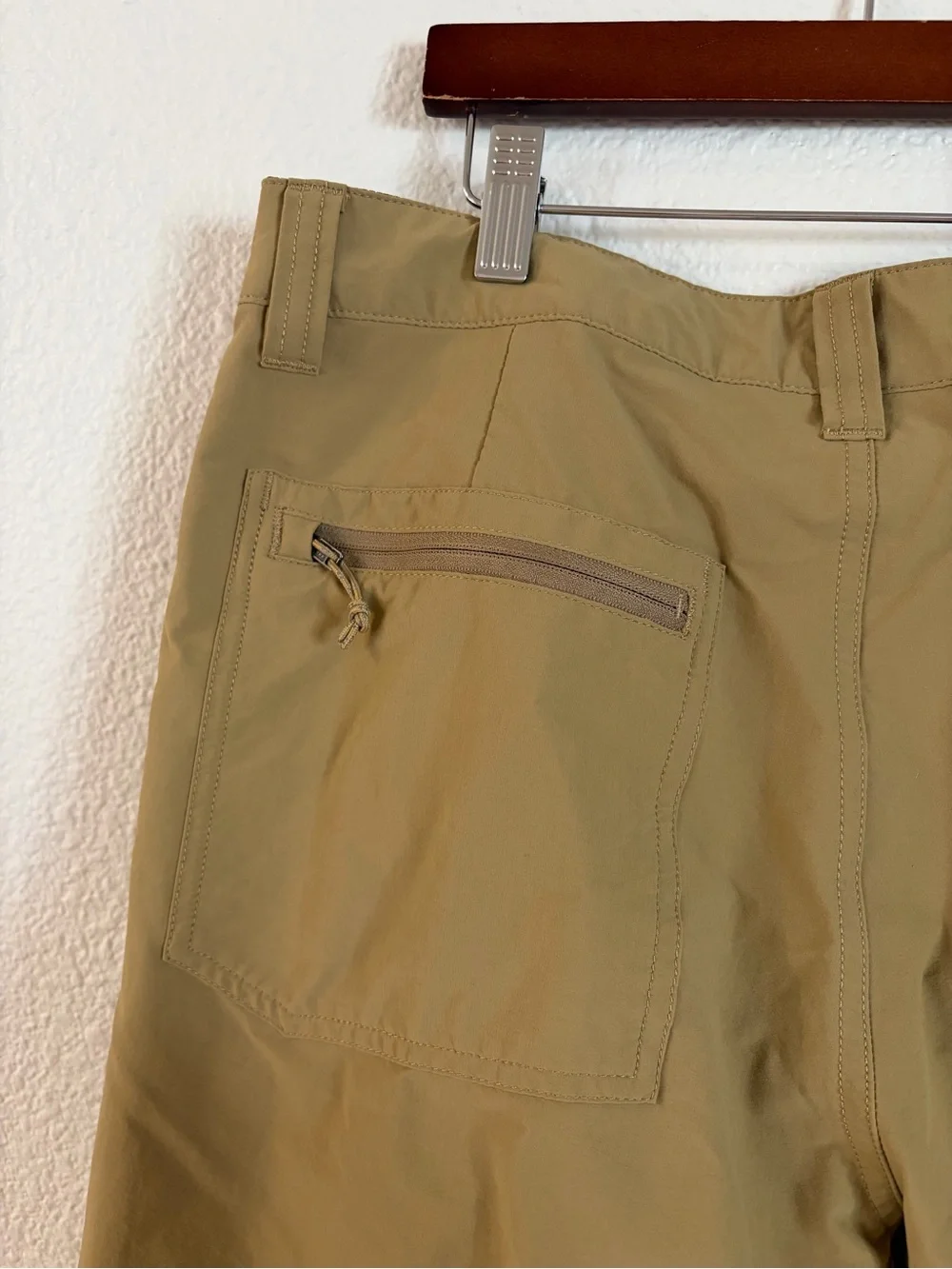 Patagonia hiking shorts men’s size 32